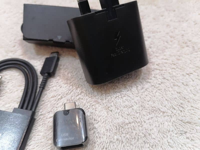 SAMSUNG note20 ultra box pulled SUPER FAST charger set 4