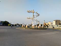Taj Estate 05 Marla Plot In A1 Block Central Park