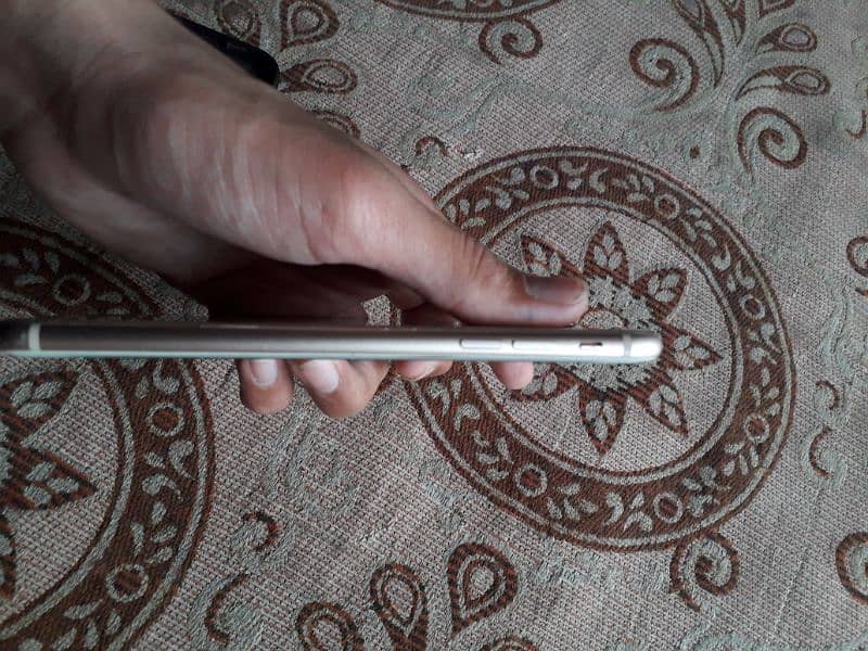 I PHONE 8 PLUS (READ ADD) EXCHANGE POSSIBLE 9
