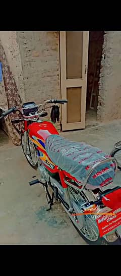 CD 70 Honda 2025 Model lush condition