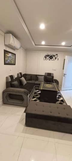 1 Bed Furnished Flat Available For Rent In Bahria Town Lahore