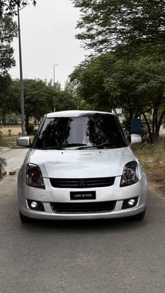 Suzuki Swift DLX 2011