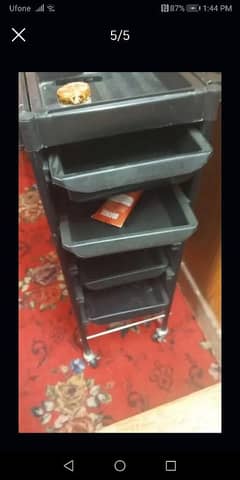 poler chairs desk