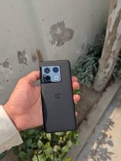 one plus 10 pro & original charger