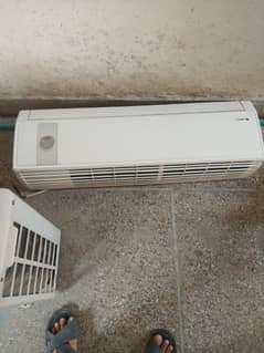 gree ac 1.5 t for sale