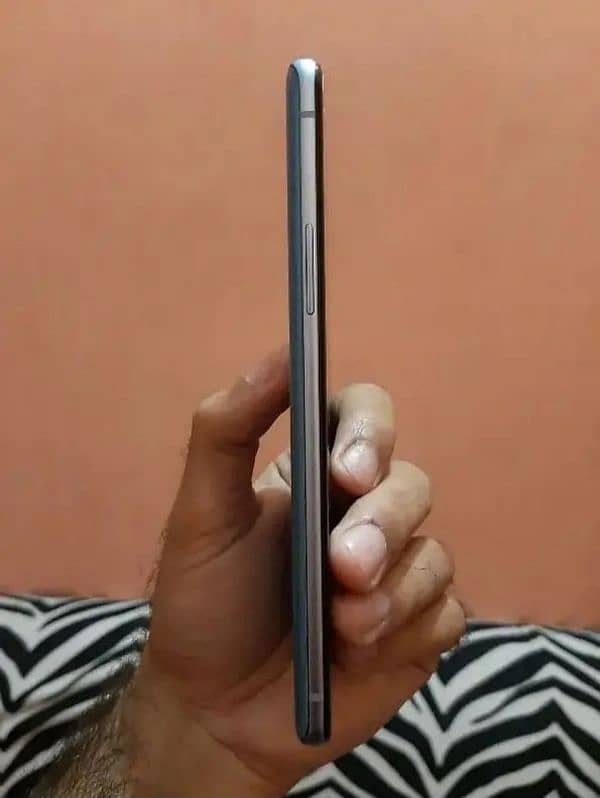 OnePlus 9R exchange possible with google pixel 6/7a 3
