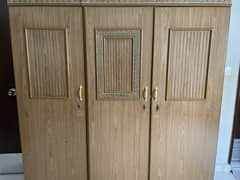 Beautiful Wooden bed set 9/10 condition Neat and clean