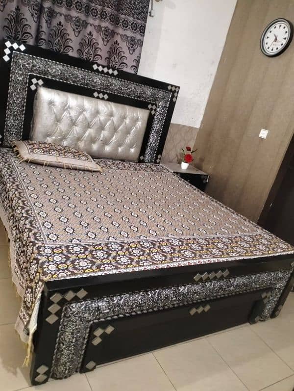 Bed set 2 side tables with metres ,dressing table and couch soffa 0
