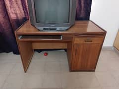 Wooden computer table