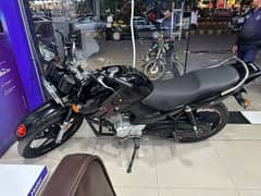 yamha ybr125 g available in good condition