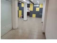 Area 750 Square Feet Office Available For Rent Real Pictures In Main Boulevard Road Gulberg 3 Lahore