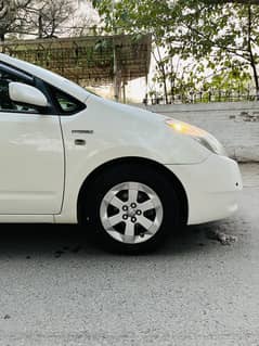 Toyota prius G pakge 2007/2012