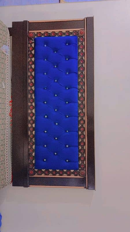 Bed lush condition without side tables condition 10/10 for sale 1