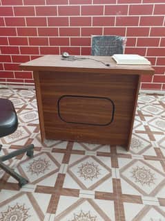 Computer table for sale 3000rs final