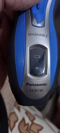 PANA SONIC WATER RESISTANT ELECTRIC SHAVER, DIGITAL CHARGING DISPLAY