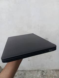 Core i7 4th gen (2gb nvidia graphic chip)