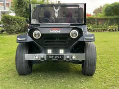 Jeep M 825 Commando jeep / 0321-1110 888/