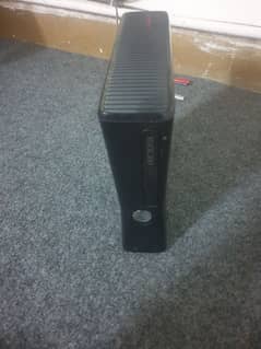 Xbox 360,with 2 controller
