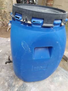 Plastic water drum with water tap