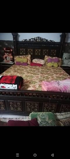 complete bed set and all accessories