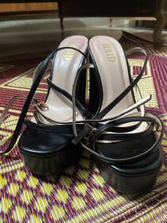 Unused New UK heels by RAID brand