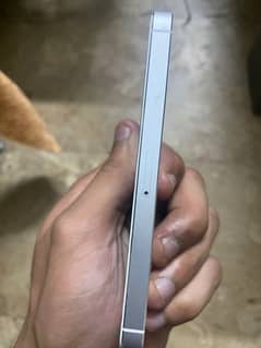 iPhone 5s PTA prove ha 10/10 condition ha Apple ID is not working ha