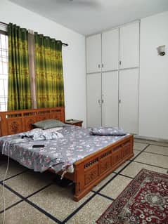 1 Kanal Lower Portion House with Car Garage for Rent in Government Employees Cooperative Housing Society Phase 3, Link Road Lahore