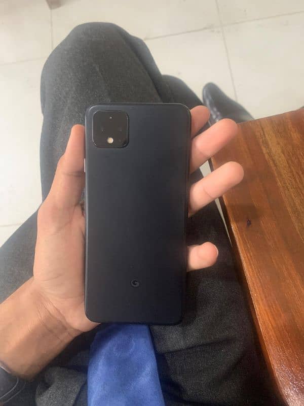 Google pixel 4XL black color condition 10 by10 with box  64/6 GB 3