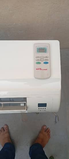 Split Ac 1.5ton Urgent sale