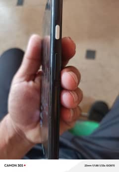 I sell Google pixel 4xl 6ram 64 rom condition 10/10