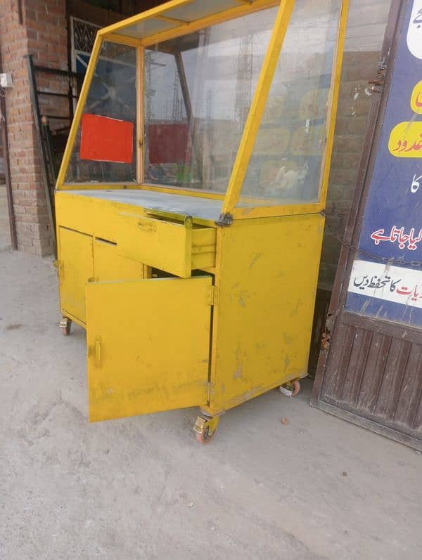 food display counter/ chips counter/ Barger counter 4