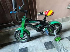a. O. a good condition baby cycle urgent sale