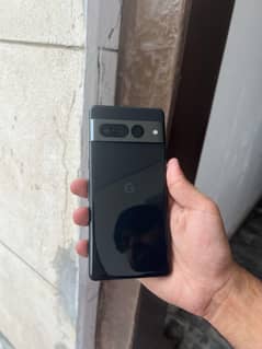Google pixel 7 pro for urgent sale (Minor dot)