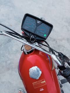 Honda 2017 . gujrat nmbr. exchange poisbal Suzuki 110.150