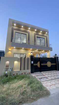 5 Marla Brand New House For Rent
