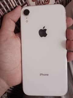 Apple iPhone XR – Excellent Condition