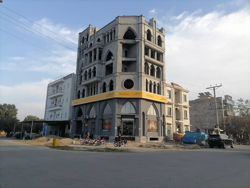 45 MARLA BEST LOCATION PLOT ON 60 FT ROAD AVAILABLE FOR SALE IN IZMIR TOWN BLOCK G 0