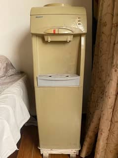 Orient Water Dispenser