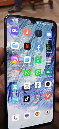 Oppo F17