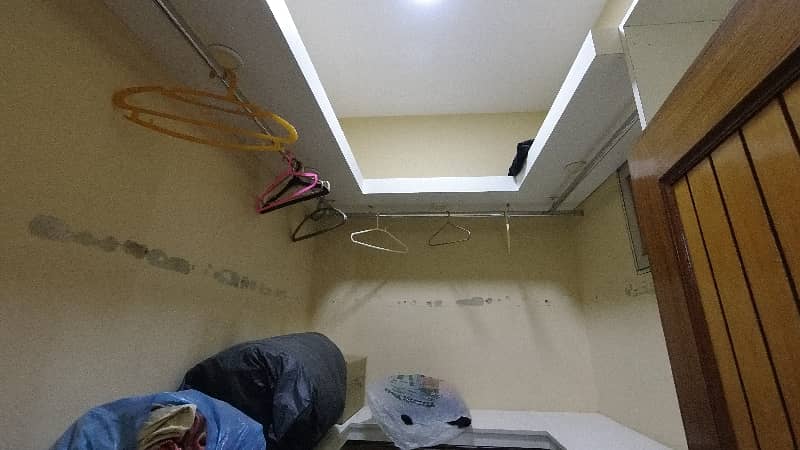 Full Furnished Prime Location 360 Square Yards House In Beautiful Location Of Gulshan-E-Iqbal - Block 13-D2 In Karachi 16