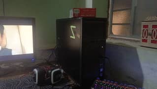 i7 7th gen. rx 570 8gb, 32gb ram