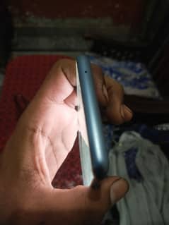 one plus 8 5g  display finger