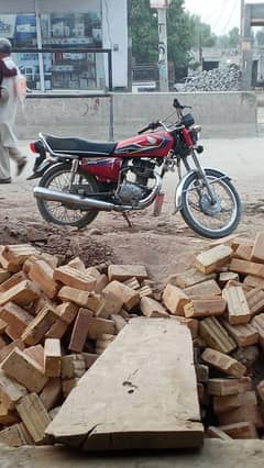 I'm Honda 125 for sall