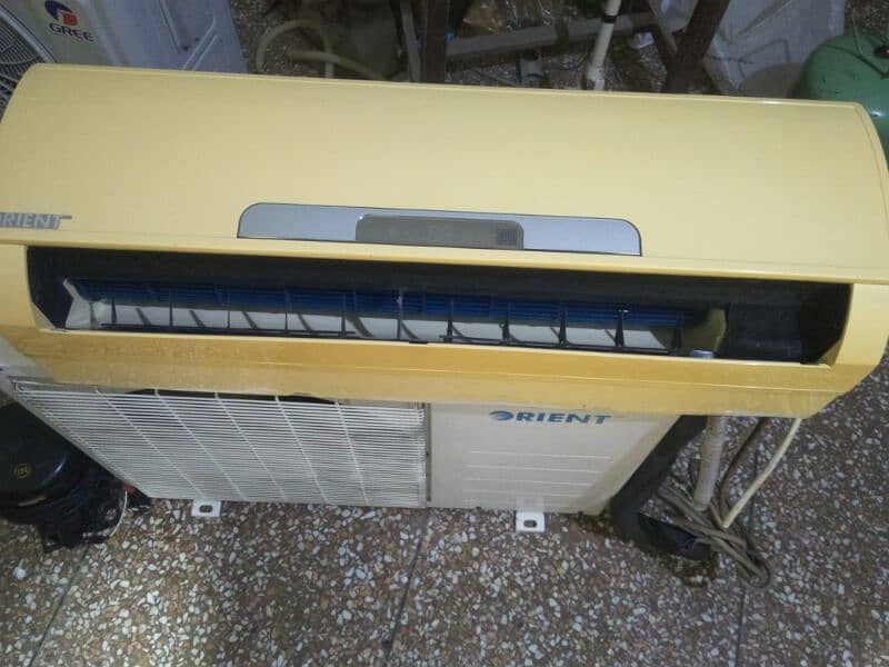 orient 1 ton for sale condition 10/9 40k 6 month gas waranty fast coll 3