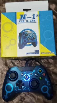 Xbox One Controller in Very Good Condition With Box