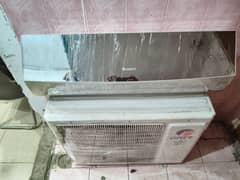 Gree 1.5 ton Dc inverter G99G Year warranty(0306=4462/443)loshaset