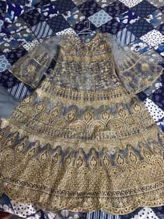 stylish women's maxi for sale  ( price can be slightly adjusted)