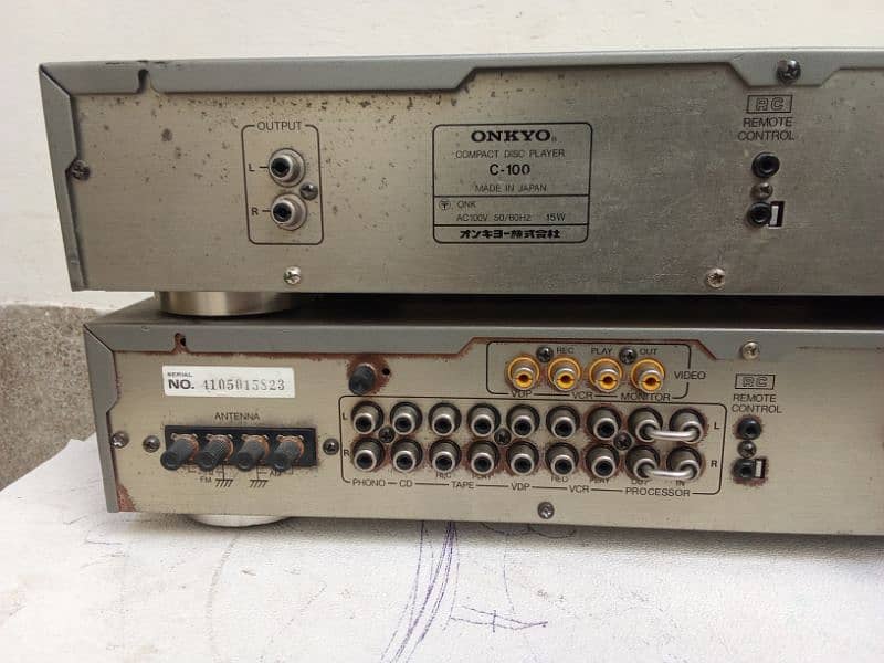 Onkyo amplifier and cd player 5