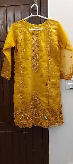 yellow mhndi dress