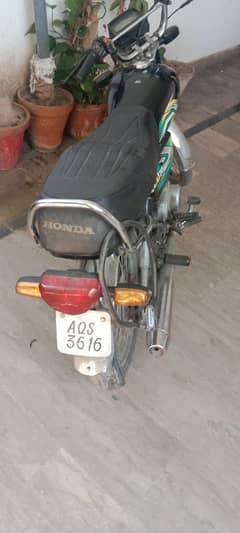 Honda 70  0322 4202254 or 03298851347